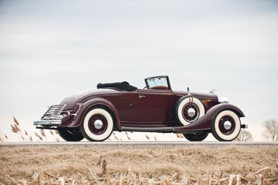  Lincoln Model KA convertible roadster 1934 года  (фото 2 из 36)